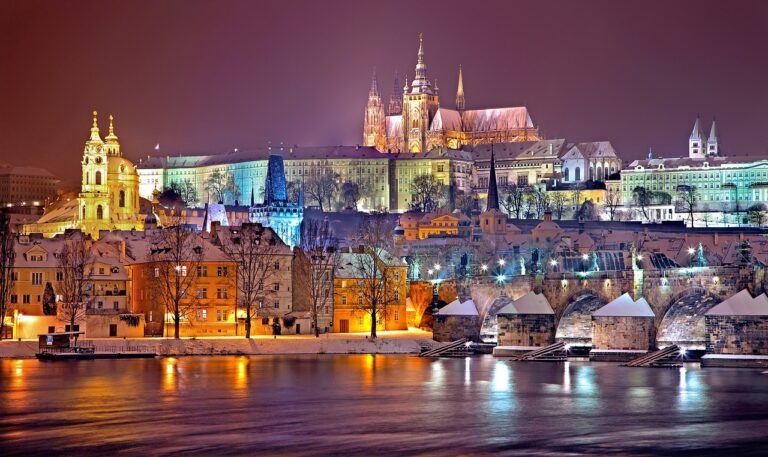 prague, praha, winter-3010407.jpg